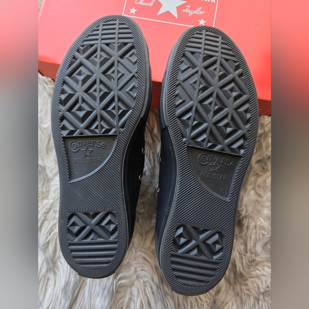 Converse Chuck Taylor All Star 70 Black High-Top Sneakers, Unisex Sizing - Picture 9 of 11